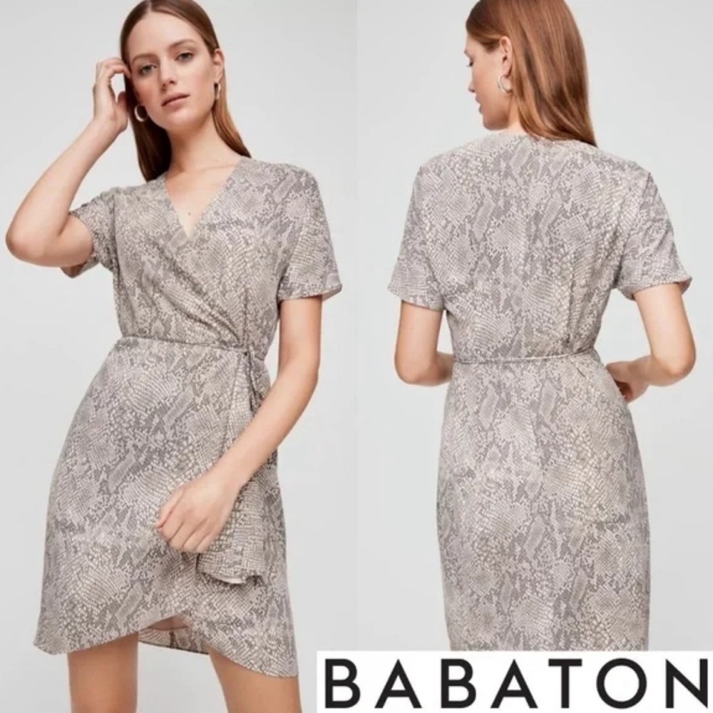 Babaton Snake-print Wrap Gray V-neck Short Sleeve  Mini Dress XXS